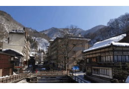 Suối nước nóng Higashiyama Onsen