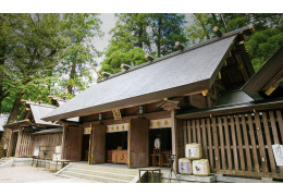 Amano Iwato Shrine