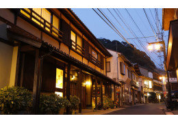 Yunotsu Hot Springs Town